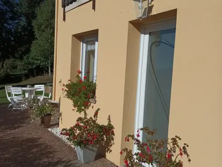 Gîte à la montagne avec cheminée, wifi et joli terrain - Photo 21