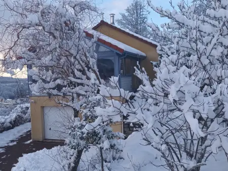 Gîte à la montagne avec cheminée, wifi et joli terrain - Photo 26