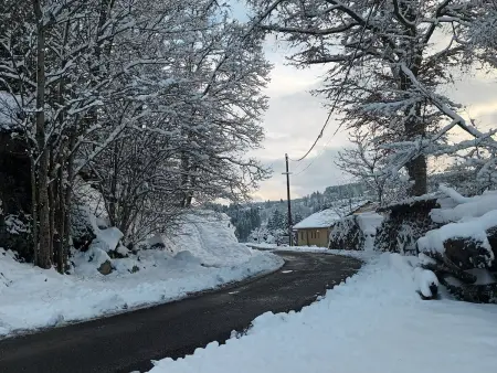 Gîte à la montagne avec cheminée, wifi et joli terrain - Photo 32