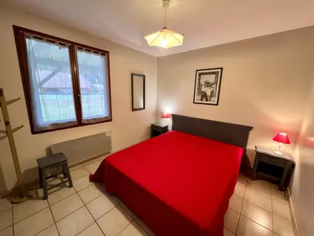 Chalet spacieux avec cheminée, proche forêt, sentiers pédestres, terrasse, terrain clos, jeux et WIFI - Photo 15