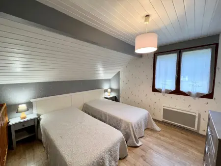 Chalet spacieux avec cheminée, proche forêt, sentiers pédestres, terrasse, terrain clos, jeux et WIFI - Photo 18