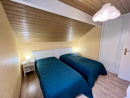 Chalet spacieux avec cheminée, proche forêt, sentiers pédestres, terrasse, terrain clos, jeux et WIFI - Photo 20