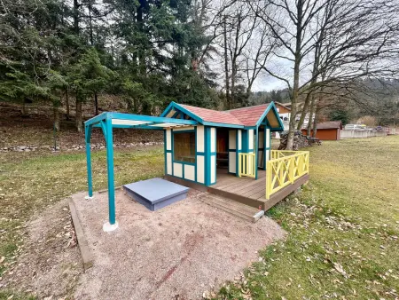 Chalet spacieux avec cheminée, proche forêt, sentiers pédestres, terrasse, terrain clos, jeux et WIFI - Photo 22