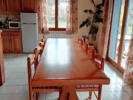 Chalet spacieux avec cheminée, proche forêt, sentiers pédestres, terrasse, terrain clos, jeux et WIFI - Photo 25