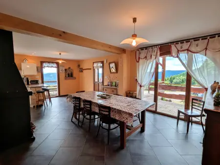 Ferme Vosgienne Rénovée avec Confort et Nature pour 7 Pers, WiFi, Animaux Bienvenus - Photo 2