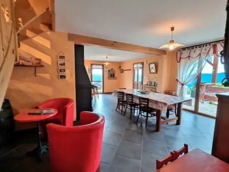 Ferme Vosgienne Rénovée avec Confort et Nature pour 7 Pers, WiFi, Animaux Bienvenus - Photo 5