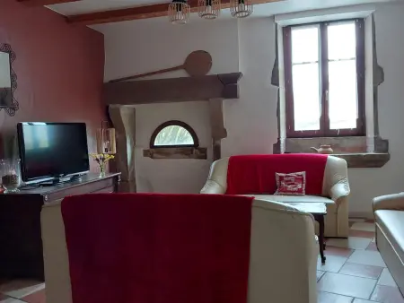 Charmant gîte historique avec terrasse, salle de jeux, et recharge électrique – proche Vittel & Contrexéville - Photo 3