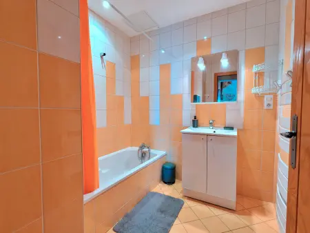 Gîte spacieux, confort moderne, 8 pers, terrasse privative, animaux admis, WiFi - Photo 12