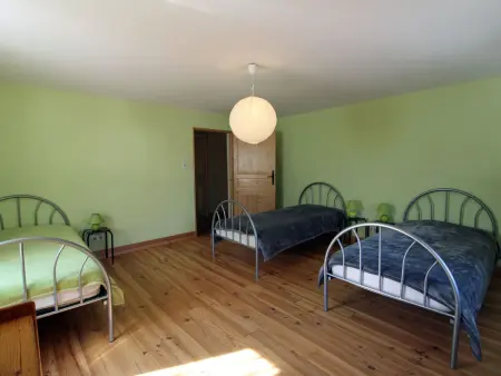 Grande maison avec cheminée, proche nature, idéale pour familles et amis, animaux admis. - Photo 8