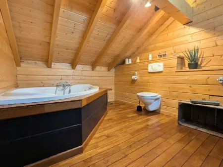 Chalet tout confort avec terrasse et poêle, animaux acceptés - Photo 15