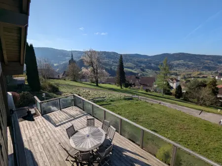 Chalet tout confort avec terrasse et poêle, animaux acceptés - Photo 17