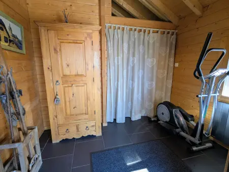 Chalet tout confort avec terrasse et poêle, animaux acceptés - Photo 22