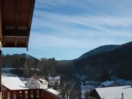 Chalet cosy en bordure de forêt avec wifi, terrasse et équipements complets à Rochesson - Photo 10