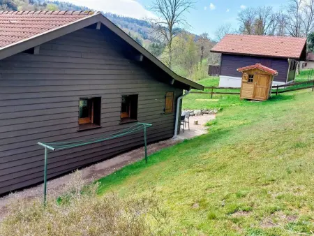 Chalet cosy en bordure de forêt avec wifi, terrasse et équipements complets à Rochesson - Photo 18