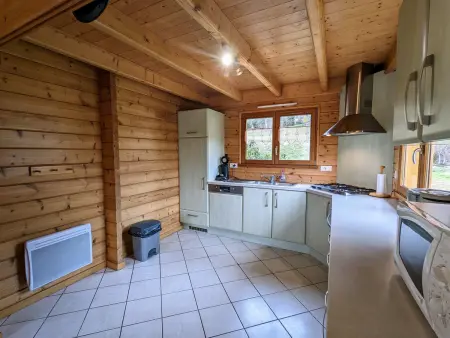 Chalet chaleureux avec terrasse, proche forêt et sentier, à 15 km des stations de ski de Gérardmer - Photo 7