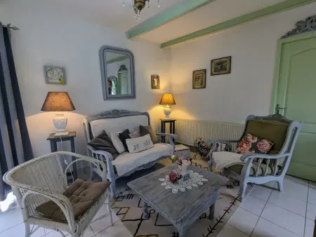 Gîte cosy  shabby chic  avec sauna privé, grand terrain et randonnées à proximité - Photo 1