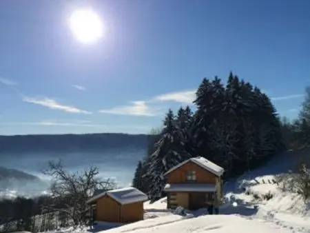 Maison montagnarde rénovée avec cheminée et randonnées - Photo 10