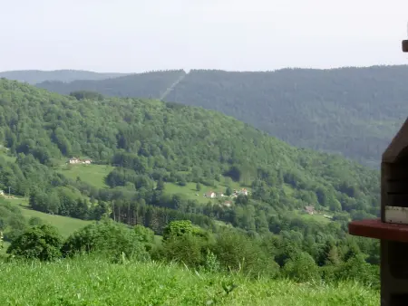 Maison montagnarde rénovée avec cheminée et randonnées - Photo 21