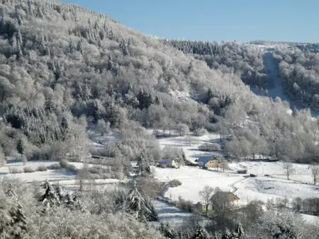 Maison montagnarde rénovée avec cheminée et randonnées - Photo 34