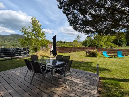 Chalet en bois avec jardin, proche ski et randonnée, équipé pour 8 pers. à Vagney, Vosges - Photo 4