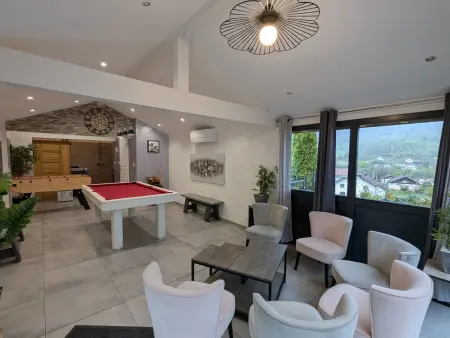 Évasion Vosgienne: Chalet de Luxe, Spa, Sauna, Proche Randos et Stations de Ski - Photo 3