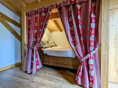 Chalet bois à Liézey : confort moderne, terrasse, proximité Gérardmer et chemins pédestres - Photo 13