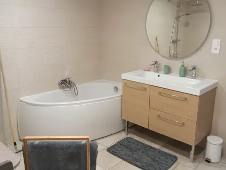 Grande Maison pour 10 Pers. avec Jardin, Terrasse, BBQ, Près de Bruyères et Gérardmer - Photo 8