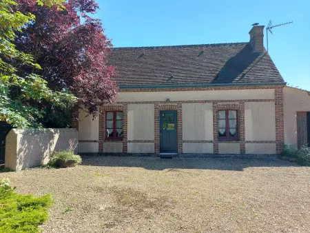 Charmante Maison Rénovée avec Jardin, BBQ et Loisirs à La Saucelle - Photo 20