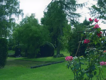 Beau Gîte Rénové avec Grand Parc, Activités, Près de Dreux, Nogent et Chartres - Photo 9