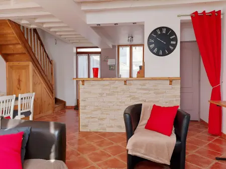 Parfait pour les amoureux de la nature: maison 2 chambres avec jardin, proche forêt et château - Photo 4