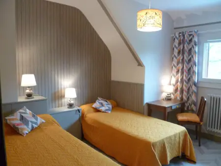 Maison Indépendante 5 Chambres avec Jardin - Animaux Bienvenus - Photo 10