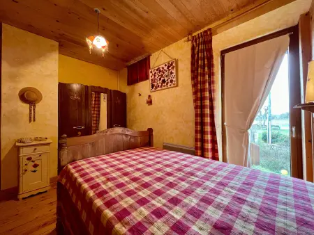 Maison Ancienne au Calme avec Cheminée et Équipements Bébé, Proche de Saugues - Photo 6