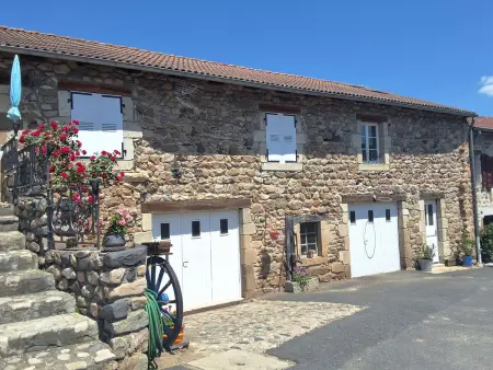 Gîte familial au cœur des gorges de la Loire avec équipements bébé et loisirs extérieurs - Photo 22