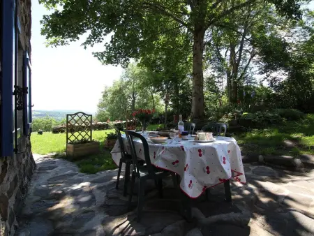 Location authentique avec cheminée et toit de chaume, proche nature et activités à St-Front - Photo 12