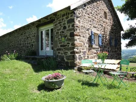 Location authentique avec cheminée et toit de chaume, proche nature et activités à St-Front - Photo 13