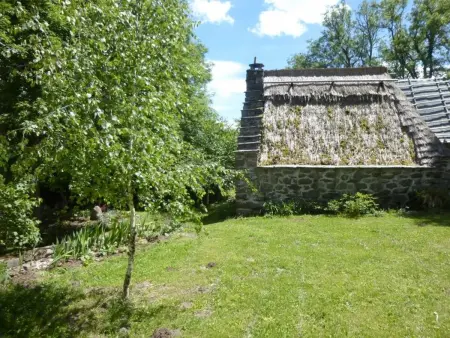 Location authentique avec cheminée et toit de chaume, proche nature et activités à St-Front - Photo 16