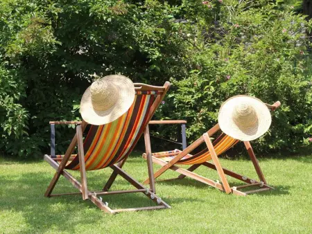 Gîte familial restauré avec jardin clos, équipements bébé, animaux acceptés, proche St-Julien-Chapteuil - Photo 1