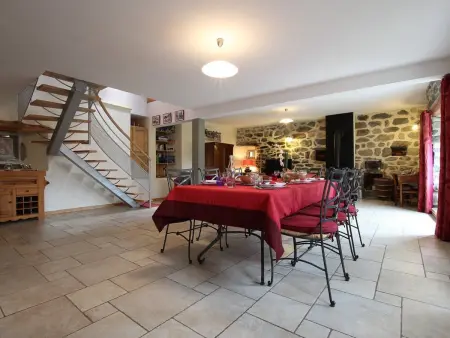 Gîte familial restauré avec jardin clos, équipements bébé, animaux acceptés, proche St-Julien-Chapteuil - Photo 7