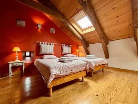 Gîte familial restauré avec jardin clos, équipements bébé, animaux acceptés, proche St-Julien-Chapteuil - Photo 14