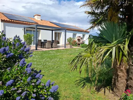 Maison récente à la ferme avec jardin, terrasses, 4 chambres, proche plages et pêche privée - Photo 4