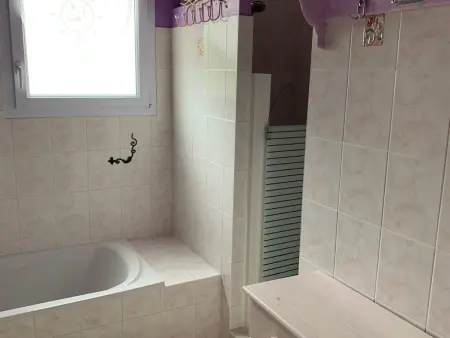 Maison récente à la ferme avec jardin, terrasses, 4 chambres, proche plages et pêche privée - Photo 20