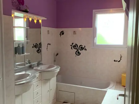 Maison récente à la ferme avec jardin, terrasses, 4 chambres, proche plages et pêche privée - Photo 21