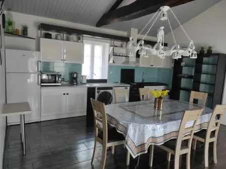 Maison rénovée à la ferme avec jardin privé, WI-FI, pêche, balançoire, trampoline - Brem-sur-Mer - Photo 2