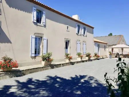 Maison rénovée à la ferme avec jardin privé, WI-FI, pêche, balançoire, trampoline - Brem-sur-Mer - Photo 6