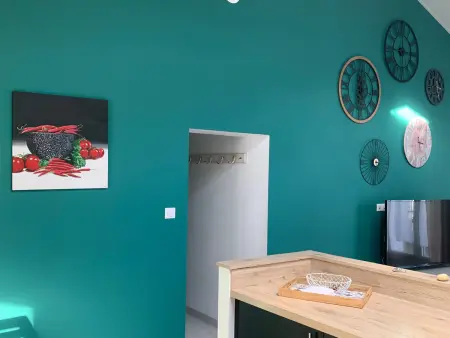 Maison Traditionnelle Rénovée, Proche Plage, Barbâtre - Terrasse, Wifi, Confort Modern - Photo 3