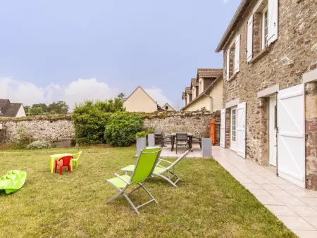 Charmante maison à Granville avec jardin et terrasse - Photo 9
