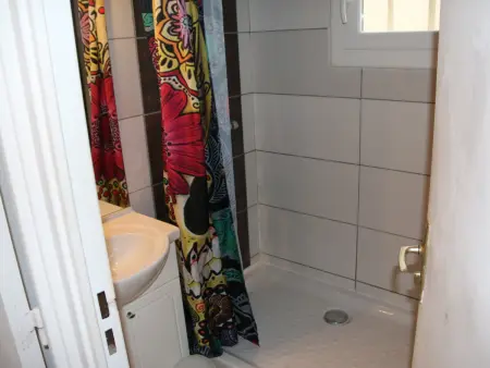 Villa climatisée avec piscine, terrasse et parking privé à Agde - Photo 8