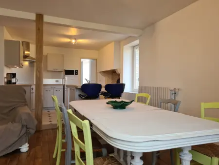 Maison paisible entre Berry et Creuse avec jardin clos, terrasse et parking privé - Photo 6