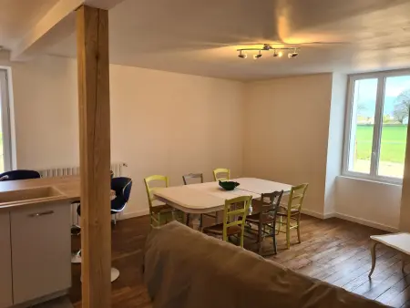 Maison paisible entre Berry et Creuse avec jardin clos, terrasse et parking privé - Photo 10