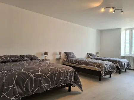 Maison paisible entre Berry et Creuse avec jardin clos, terrasse et parking privé - Photo 14